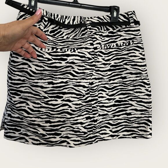 Zebra Attyre Skort size 10 with front pockets - Picture 4 of 6